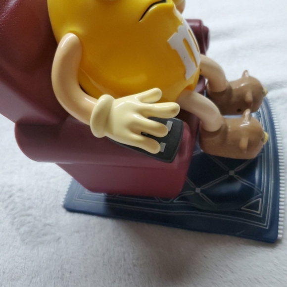 M&M candy dispenser - Picture 4 of 5